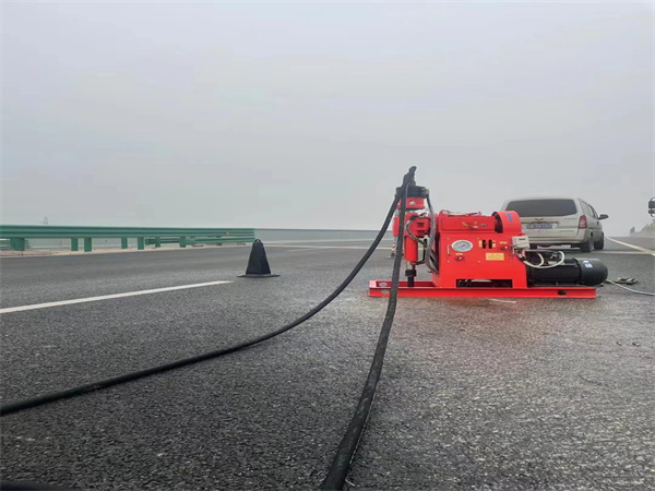 蒲县马路路基路面开裂下沉注浆加固灌浆