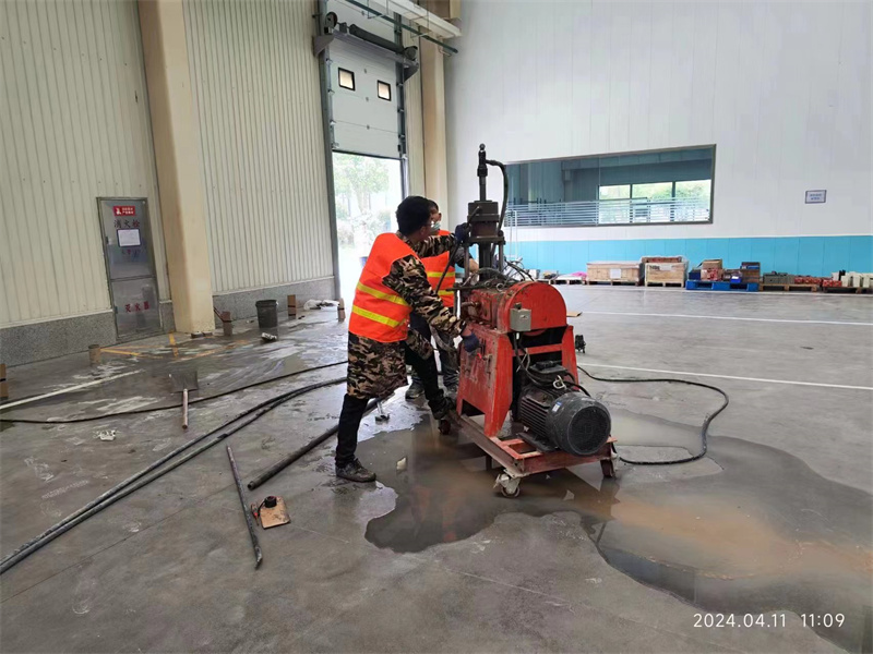 蒲县厂房地面下沉塌陷注浆加固施工